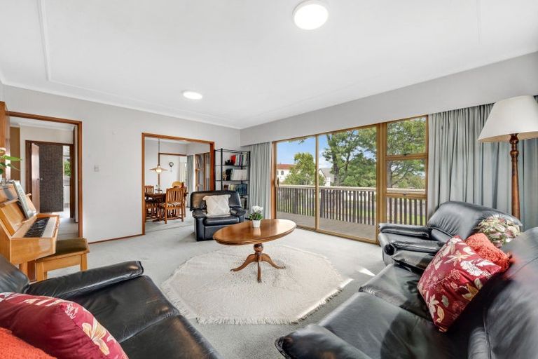 Photo of property in 16 Tercel Place, Sunnyhills, Auckland, 2010