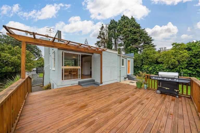 Photo of property in 3 Lillian Street, Belmont, Lower Hutt, 5010