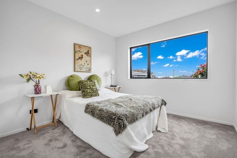 Photo of property in 54c Waimai Avenue, Weymouth, Auckland, 2103