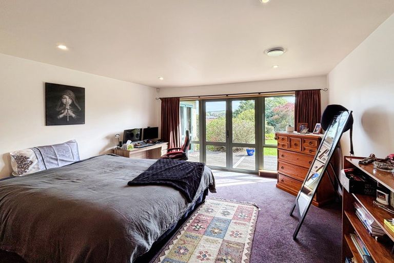 Photo of property in 12 Grove Avenue, Weston, Oamaru, 9401