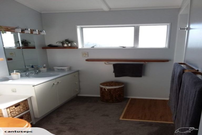 Photo of property in 4 Kennedy Street, Foxton Beach, Foxton, 4815