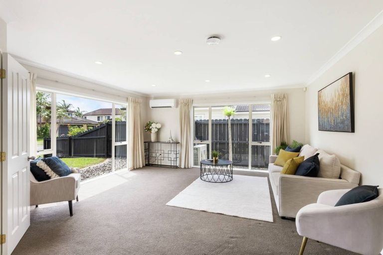 Photo of property in 30 Erne Crescent, East Tamaki, Auckland, 2016