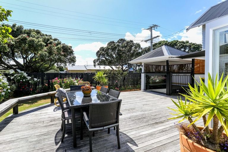 Photo of property in 27 Barriball Street, Fitzroy, New Plymouth, 4312