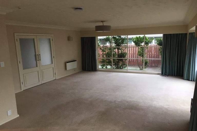 Photo of property in 37 Church Lane, Merivale, Christchurch, 8014