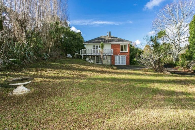 Photo of property in 211 Lake Road, Belmont, Auckland, 0622
