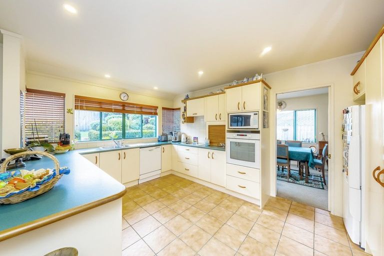 Photo of property in 5 Rathmar Drive, Manurewa, Auckland, 2105