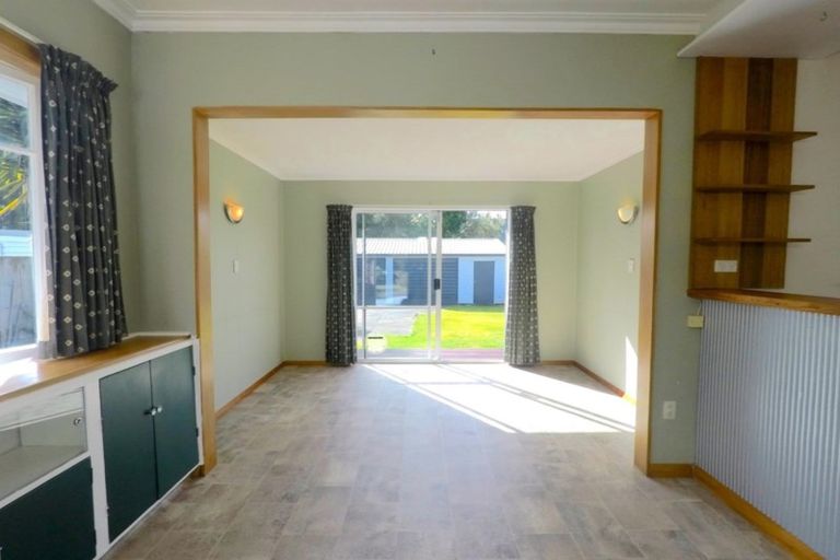 Photo of property in 9 Montgomery Street, Levin, 5510