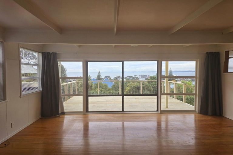 Photo of property in 19 Prospect Terrace, Milford, Auckland, 0620
