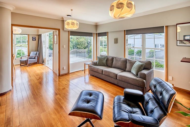 Photo of property in 43a Cockayne Road, Khandallah, Wellington, 6035