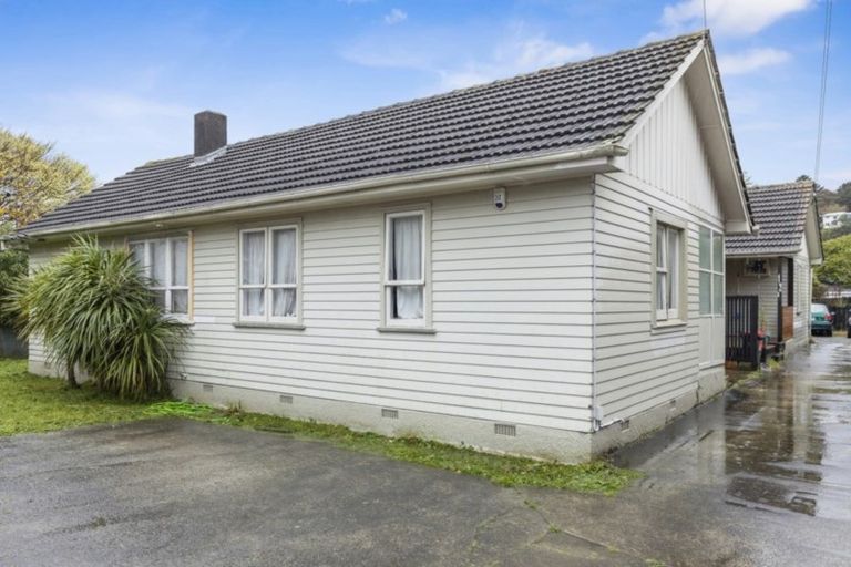 Photo of property in 12 Naenae Road, Naenae, Lower Hutt, 5011