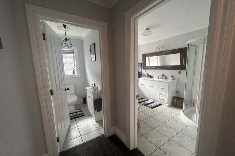 Photo of property in 108 Pacific Drive, Fitzherbert, Palmerston North, 4410