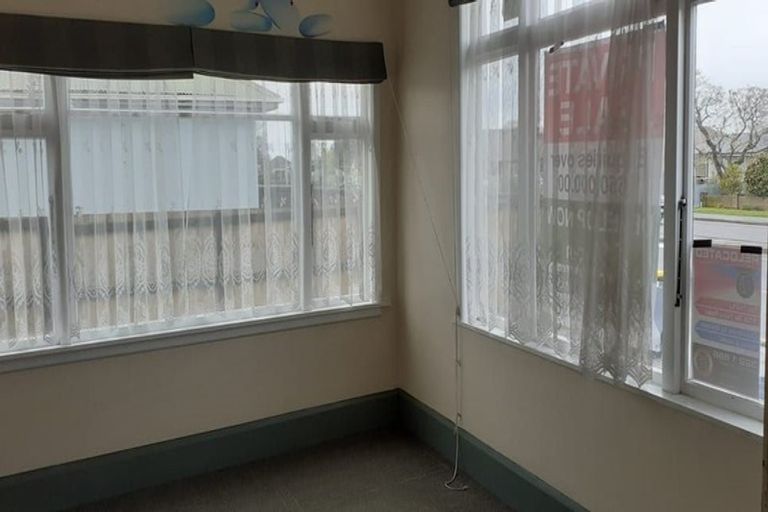 Photo of property in 815 Main North Road, Belfast, Christchurch, 8051