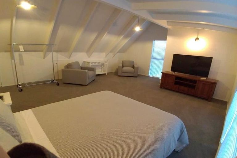 Photo of property in 1/28 Law Street, Torbay, Auckland, 0630