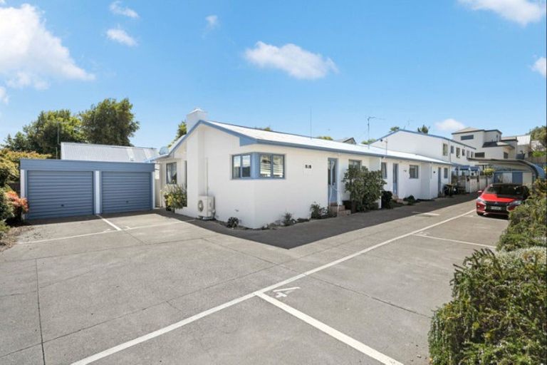 Photo of property in 2/120 Macfarlane Street, Hamilton East, Hamilton, 3216