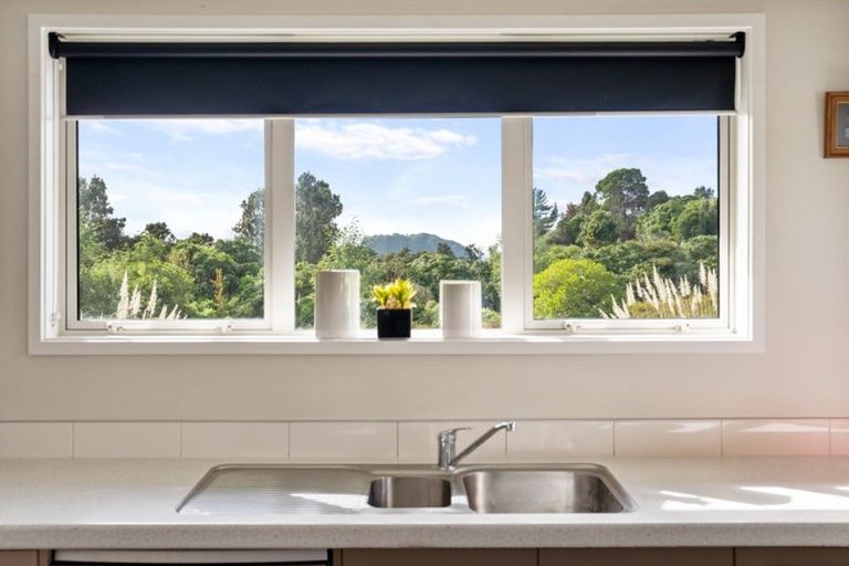 Photo of property in 100 Estuary View, Whangamata, 3620
