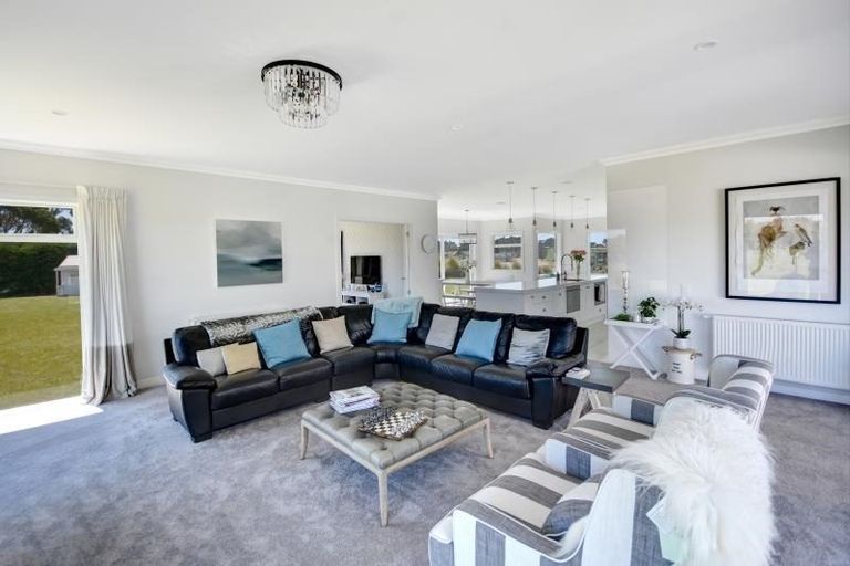 Photo of property in 73 Blackhead Road, Blackhead, Dunedin, 9076