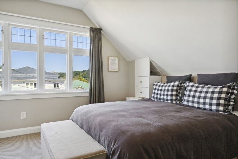 Photo of property in 2 Waitoa Road, Hataitai, Wellington, 6021