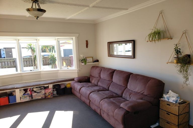 Photo of property in 18 Princes Street, Fitzroy, New Plymouth, 4312