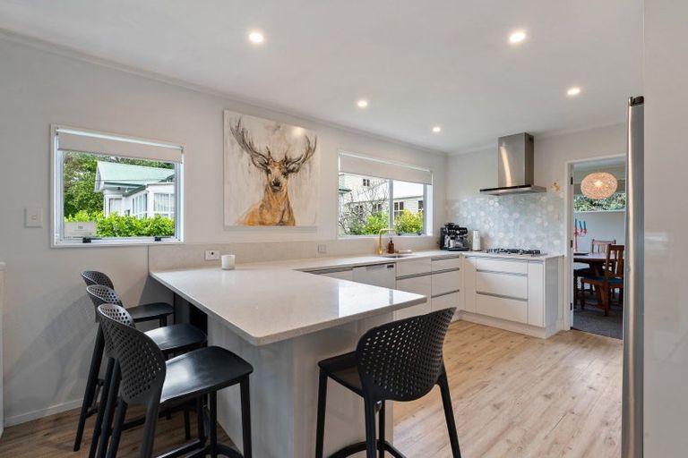 Photo of property in 18a Burma Road, Khandallah, Wellington, 6035