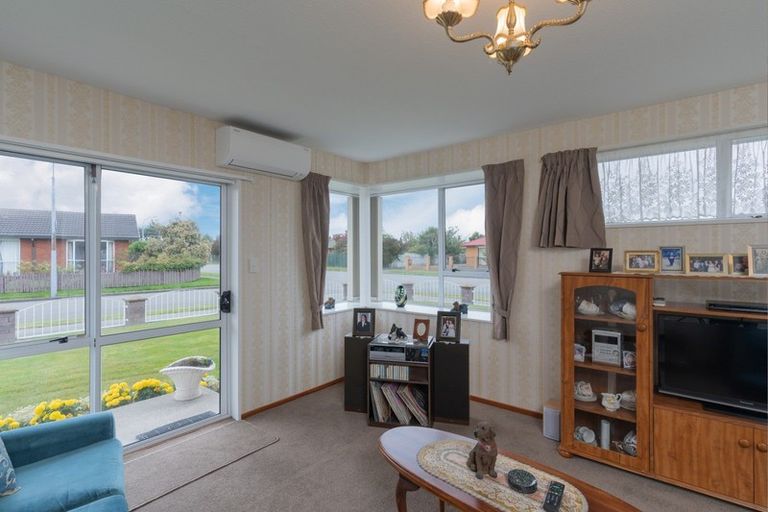 Photo of property in 1/1 Glenbyre Place, Bromley, Christchurch, 8062