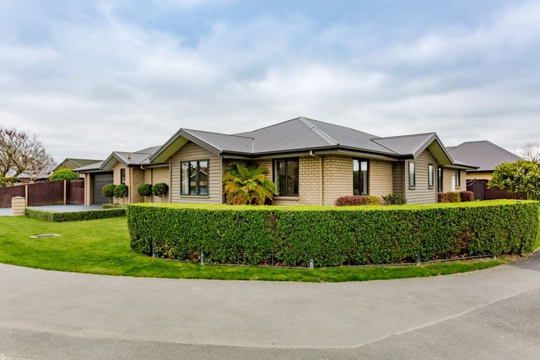 Photo of property in 1 Heathridge Place, Lincoln, 7608