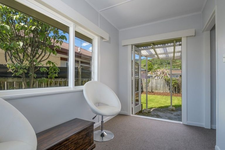 Photo of property in 6 Palm Avenue, Stoke, Nelson, 7011