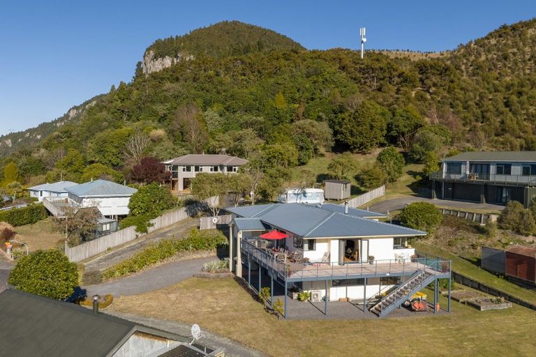 Photo of property in 33 Turangitukua Terrace, Kuratau, Turangi, 3381