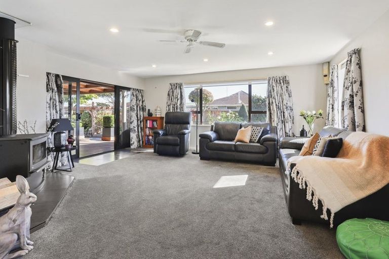 Photo of property in 77 King Street, Rangiora, 7400