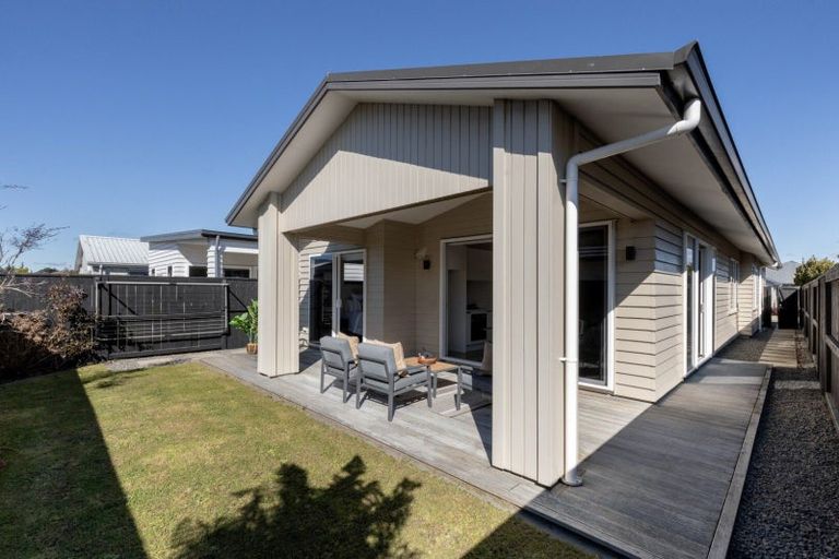 Photo of property in 5 Pimelea Street, Papamoa Beach, Papamoa, 3118