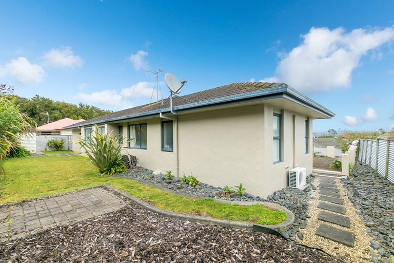 Photo of property in 14 Pointon Glade, Grandview Heights, Hamilton, 3200