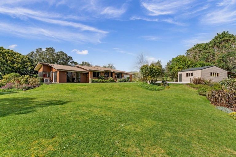 Photo of property in 951 Otaika Valley Road, Maungatapere, Whangarei, 0170