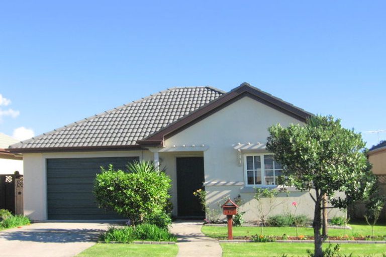 Photo of property in 11 Espalier Drive, Henderson, Auckland, 0612