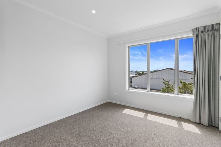 Photo of property in 14/19 Ruakiwi Road, Hamilton Lake, Hamilton, 3204