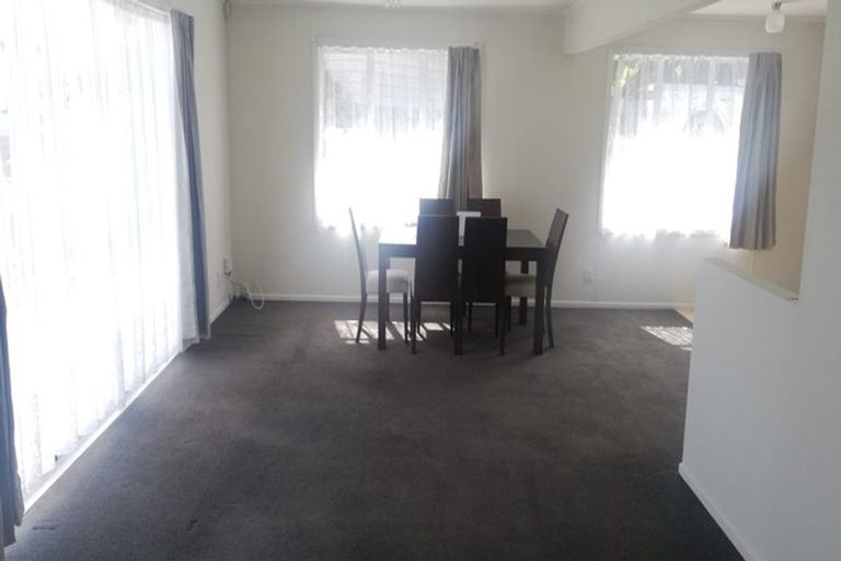 Photo of property in 5 Cypress Drive, Maungaraki, Lower Hutt, 5010