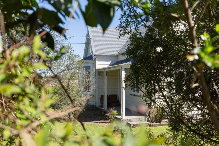 Photo of property in 3363 State Highway 2, Clareville, Carterton, 5713