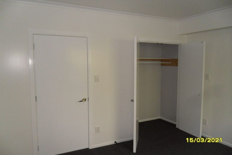 Photo of property in 4 London Road, Korokoro, Lower Hutt, 5012