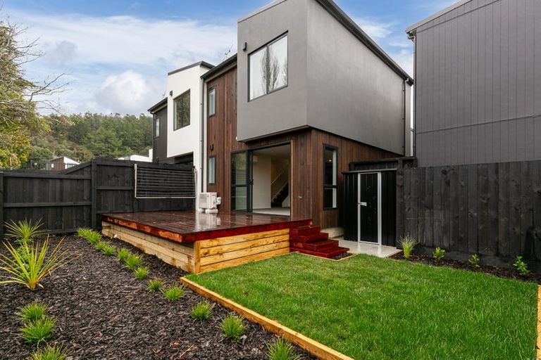 Photo of property in 3/28 Raukawa Street, Stokes Valley, Lower Hutt, 5019