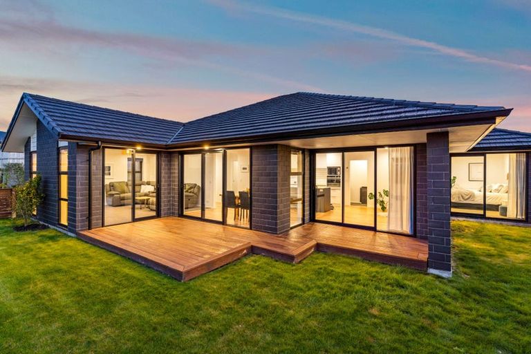 Photo of property in 4 Grahams Lane, Bell Block, New Plymouth, 4312