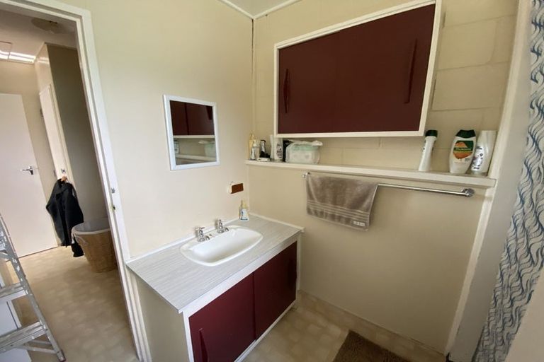 Photo of property in 13 Central Terrace, Alicetown, Lower Hutt, 5010