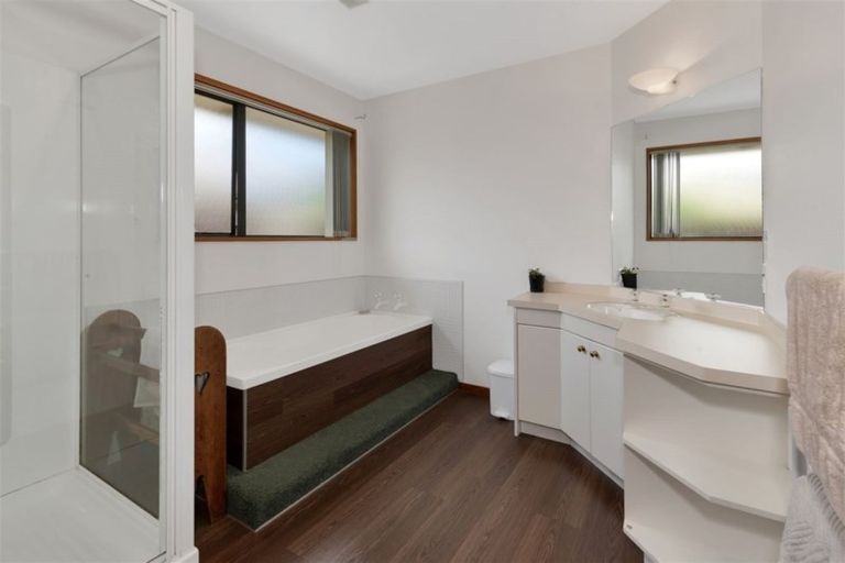 Photo of property in 16 Golding Avenue, Rangiora, 7400