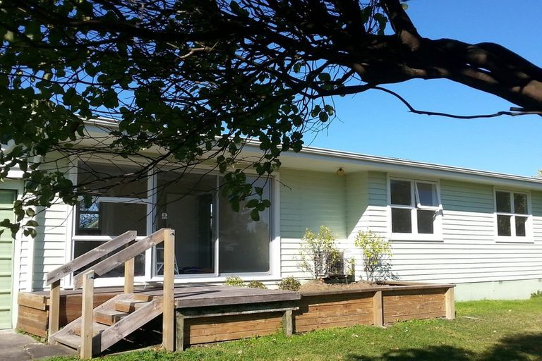 Photo of property in 4 Cargill Street, Papakura, 2110