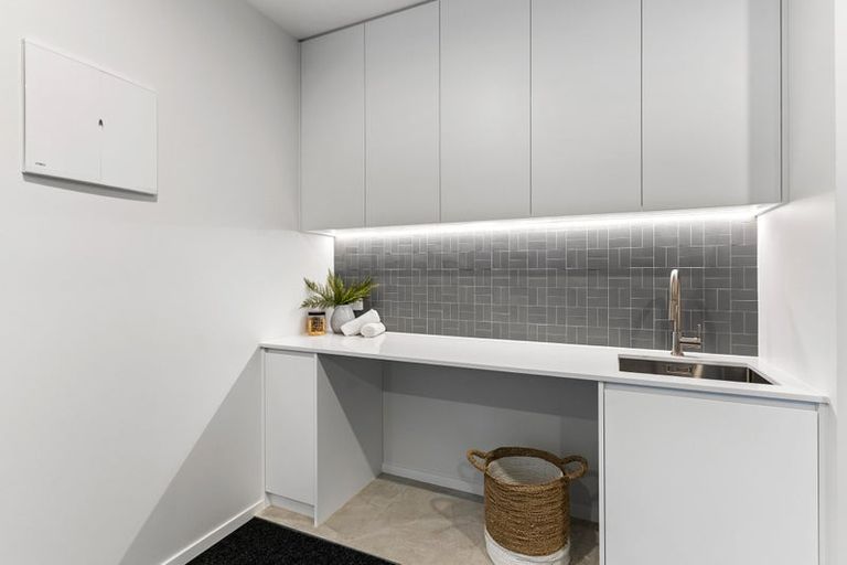 Photo of property in 200 Landmark Terrace, Orewa, 0931