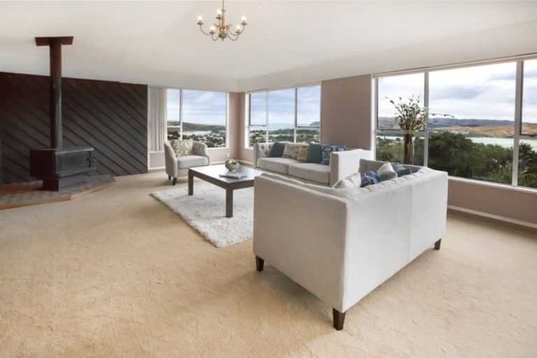 Photo of property in 19 Mercury Way, Whitby, Porirua, 5024