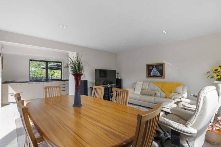 Photo of property in 1/7 Proteus Place, Half Moon Bay, Auckland, 2012