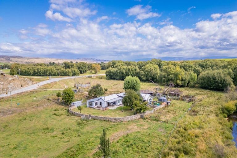 Photo of property in 3651 Becks-lauder Road, Becks, Omakau, 9377
