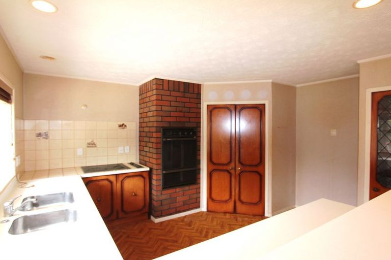 Photo of property in 153 Carnoustie Drive, Wattle Downs, Auckland, 2103