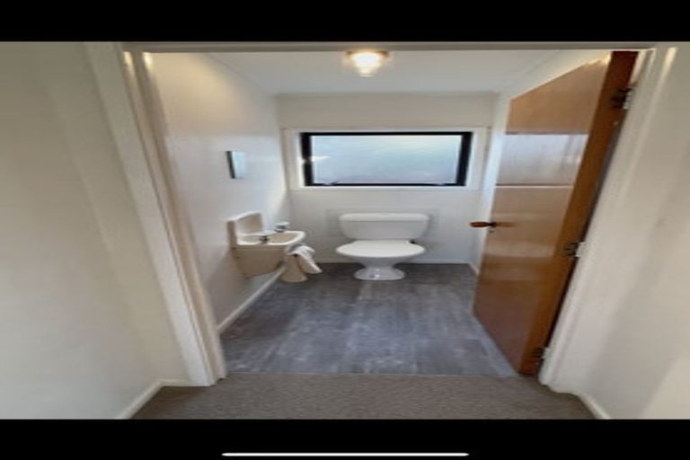 Photo of property in 11a Orewa Heights Crescent, Orewa, 0931