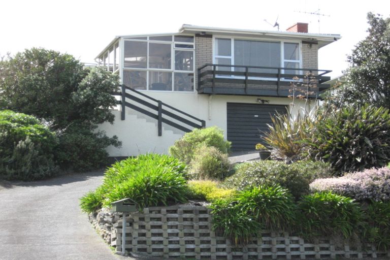 Photo of property in 140 Cornfoot Street, Castlecliff, Whanganui, 4501