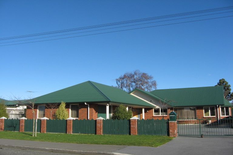 Photo of property in 44 Durham Street, Winton, 9720