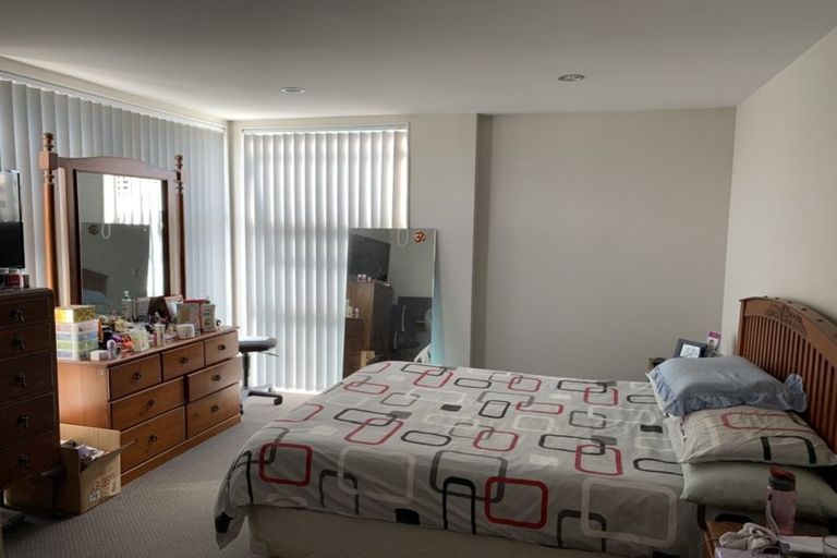 Photo of property in 5 Phar Lap Crescent, Takanini, 2112